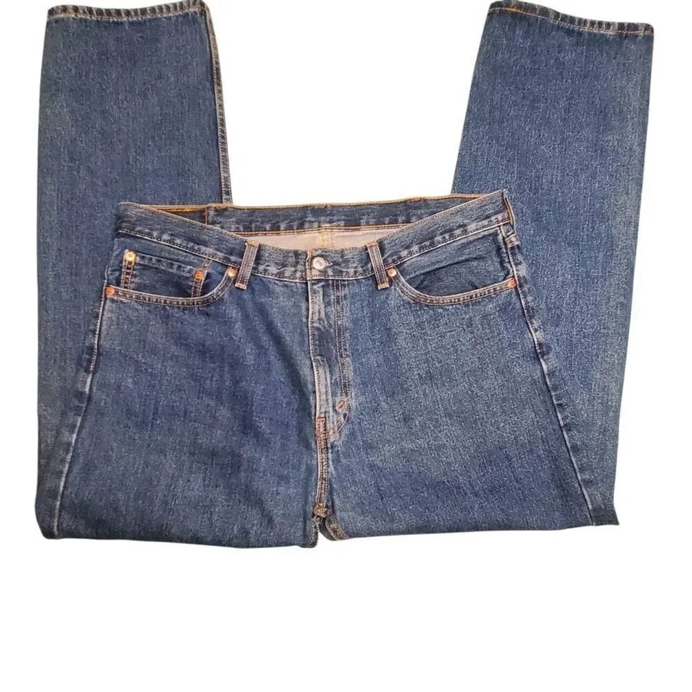 Levi's 505 Jeans Mens 38x32 Blue Denim Relaxed Fit Medium Wash Straight Leg